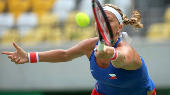 Petra Kvitová jako poslední česká zástupkyně v olympijském singlu sice nedosáhne na zlato, ale semifinálová porážka s Monicou Puigovou jí dává stále šanci vybojovat si bronz.