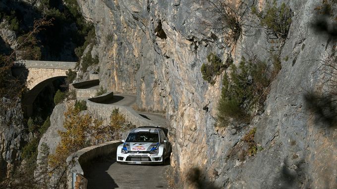 Rychlostní zkoušky Rallye Monte Carlo povedou posádky klikatými horskými silničkami.