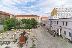Letní kino v Kasárnách Karlín je zpět. Diváky čeká jedna zvláštnost