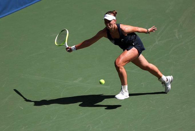 Barbora Krejčíková v utkání prvního kola US Open 2025