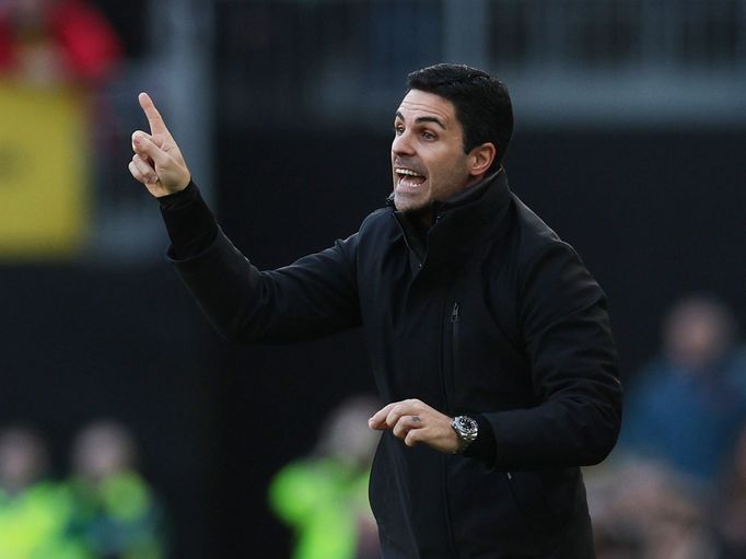Rozčilený kouč Arsenalu Mikel Arteta v utkání s Wolverhamptonem