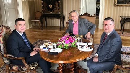 Hamáček: Prezident Staňka odvolá. Sami si zvolíme ministra, nebo podáme demisi