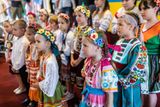 Nejprve vystoupily děti v ukrajinských krojích.