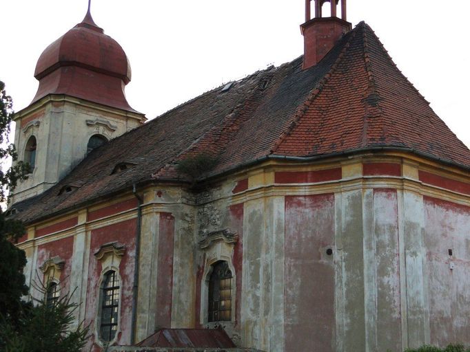 Kostel sv. Prokopa v Mukově (Ústecký kraj) dříve.