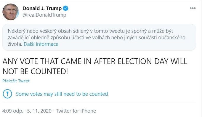 Tweet Donalda Trumpa, který společnost Twitter skryla.