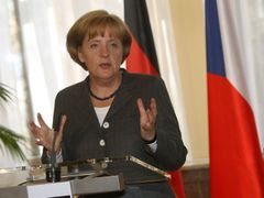 Angela Merkel believes the Lisbon Treaty would benefit the EU.