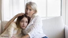 Děti čím dál víc trpí psychickými problémy. Jak poznat, že se něco děje