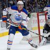 Connor McDavid (Edmonton Oilers) v NHL 2015-16