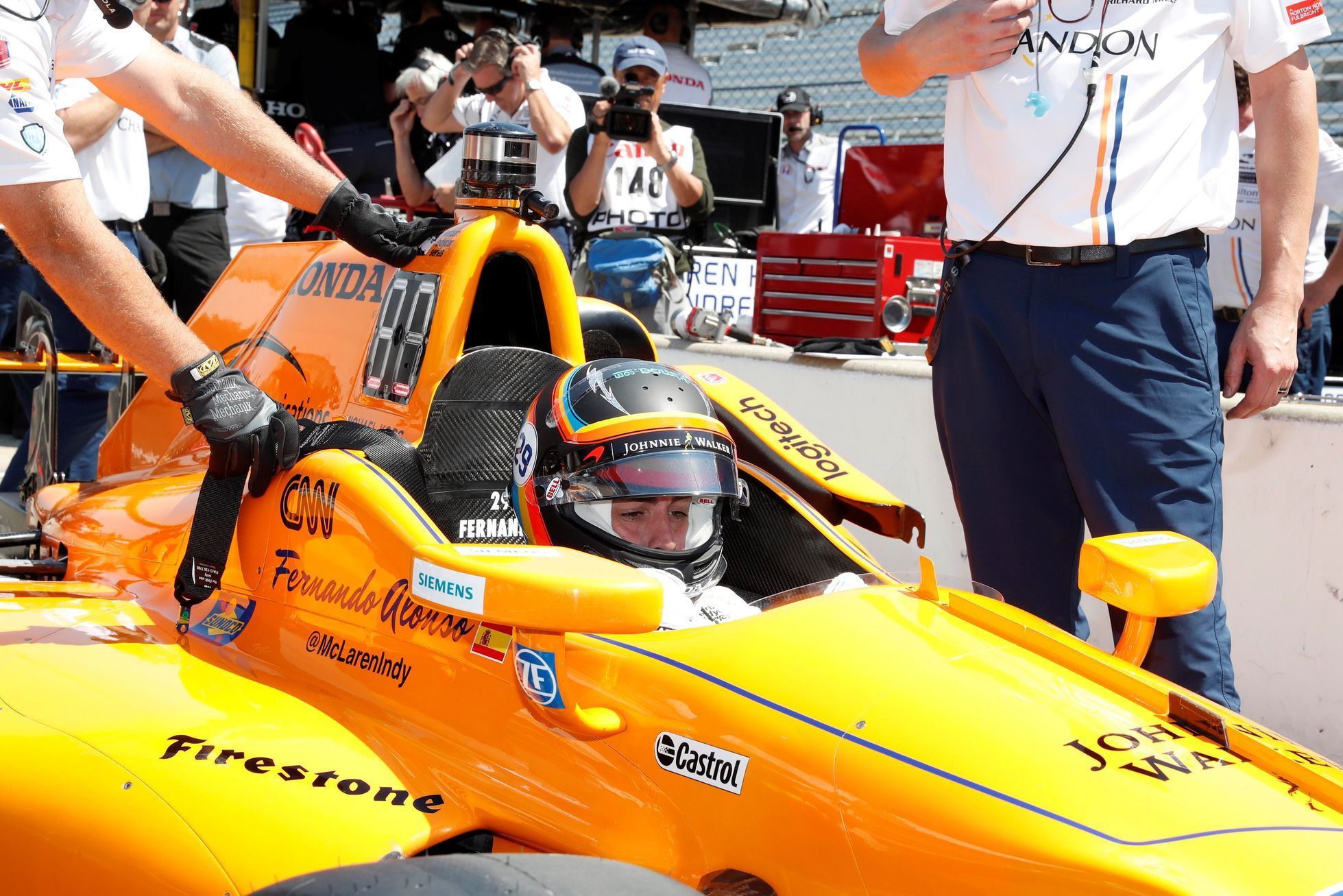 Fernando Alonso v Indy (Indianapolis 500)