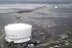Tsunami jste podcenili, vytkli Japonsku jaderní experti