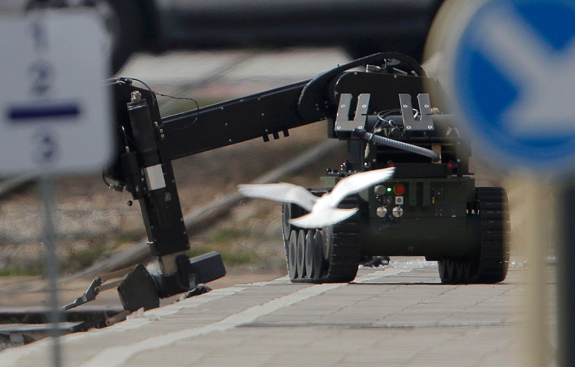 Policejní robot, nasazený při razii v Schaerbeeku