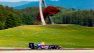 ... a peníze nápojového giganta Red Bull dostaly do hry také Grand Prix Rakouska, která se pojede na okruhu nazvaném podle očekávání Red Bull Ring.