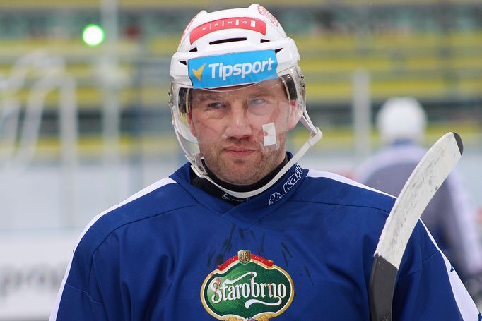 Den před utkáním s Plzní v rámci brněnských Hokejových her si Kometa zatrénovala na improvizovaném stadionu za Lužánkami.