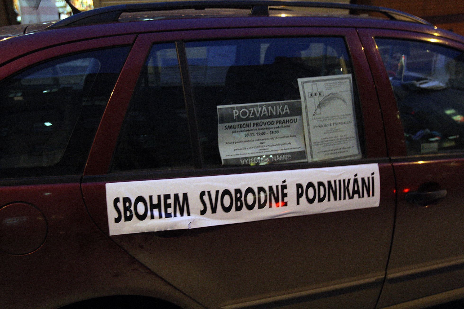 Protestní průjezd Prahou proti EET