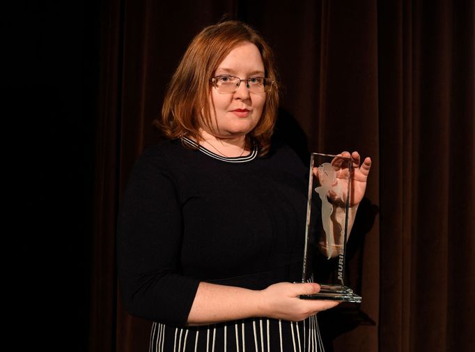Anna Křivánková získala cenu za nejlepší překlad díky knize Zpráva pro Adolfa.