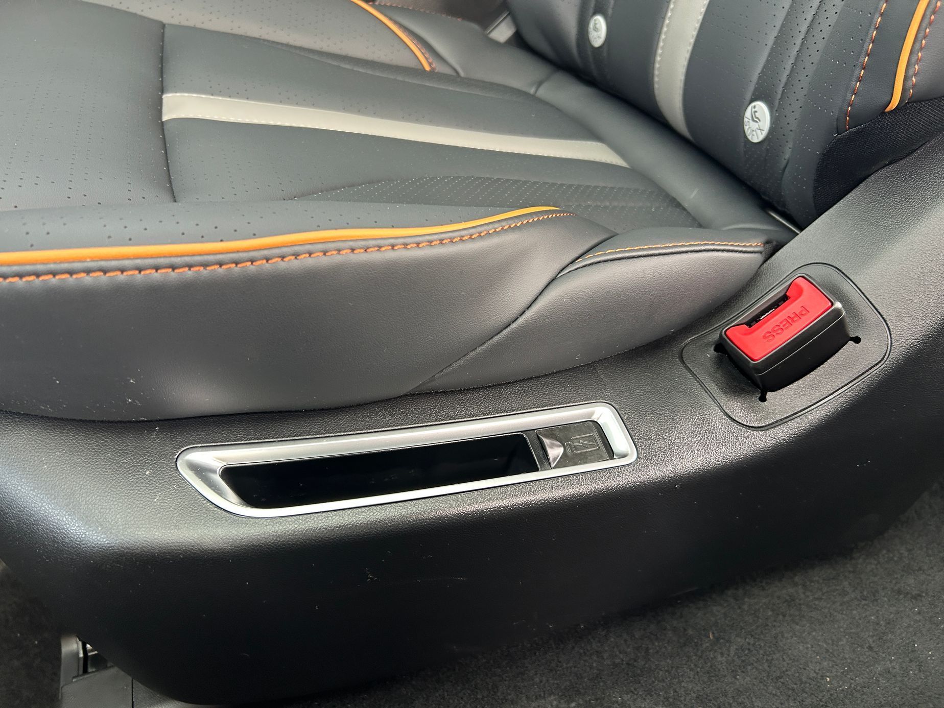 Dongfeng U-Tour hybrid