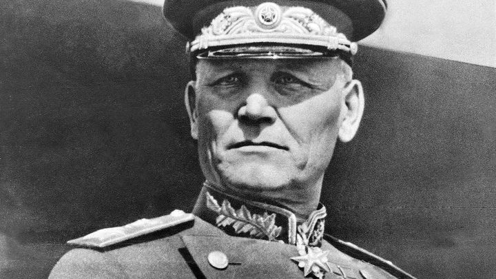 Útok začal za úsvitu. Nelítostný Koněv rozdrtil povstání Maďarů, na civilisty nedbal