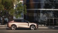 Lynk & Co 08