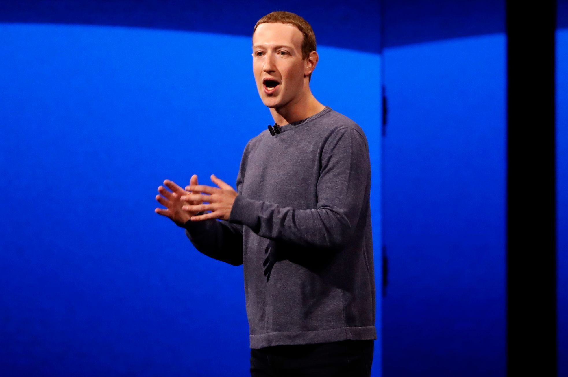 Mark Zuckerberg Facebook vývojářská konference F8
