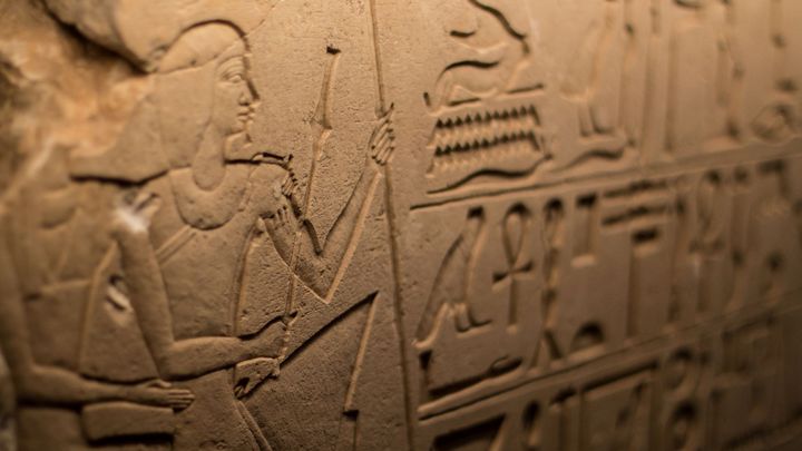 Co Čechům odhalila poušť. Předměty faraonů, poklady hrobek, skvosty dávného Egypta