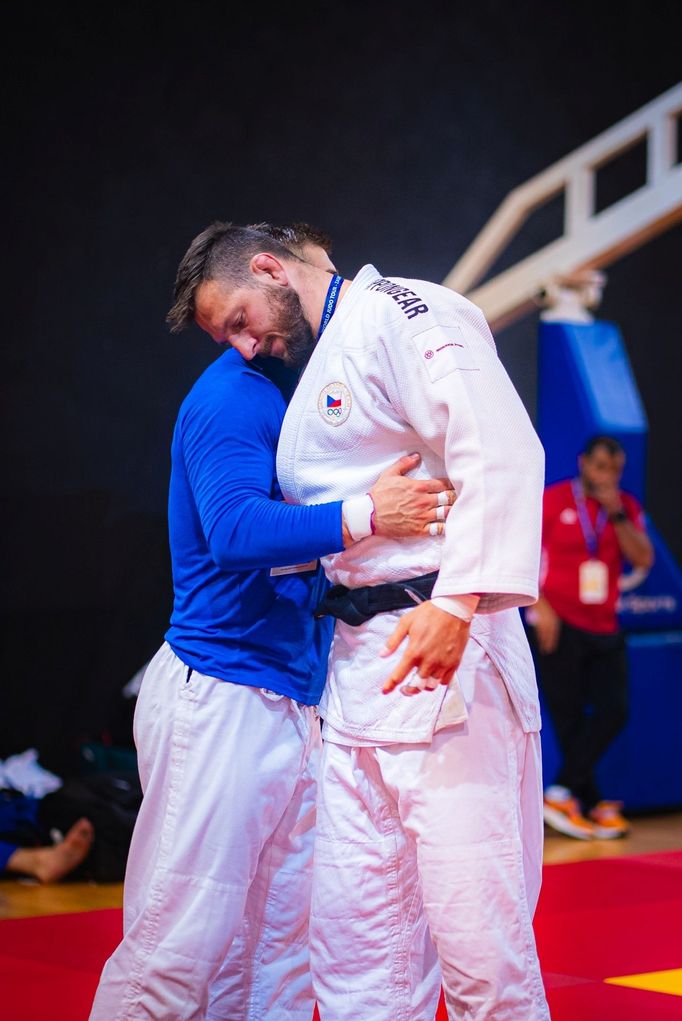 Lukáš Krpálek v dokumentu Adolfa Ziky Jemný rváč.