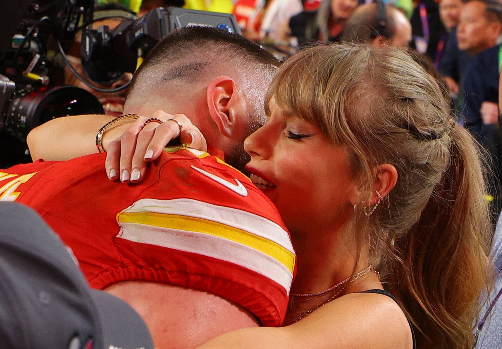 Super Bowl LVIII: Travis Kelce (Kansas City) a Taylor Swiftová