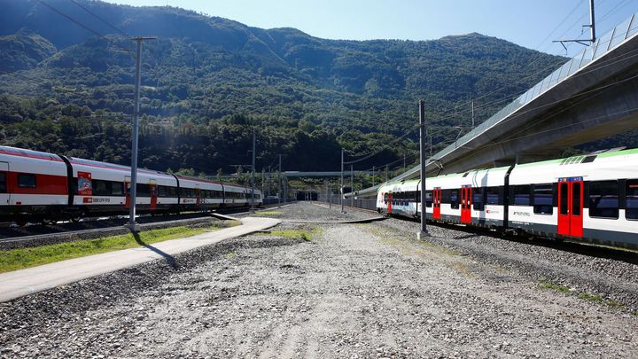 Poslední část skládačky: Švýcarsko po 10 letech dokončilo železniční tunel přes Alpy