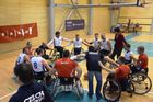 Čeští basketbalisté na vozíku zůstávají bez porážky a vítězí v základní skupině