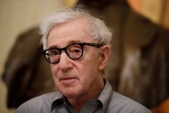 Fila: Woody Allen po vyhnání z USA dostává Evropu jako rezervaci pro důstojné dožití