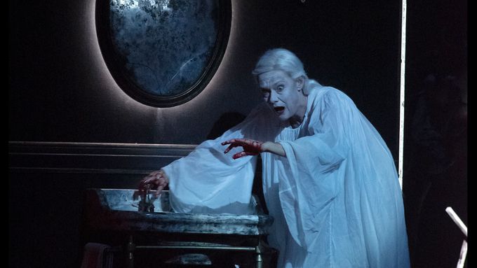 Magdalena Kožená v bruselské opeře zpívá lady Macbeth.