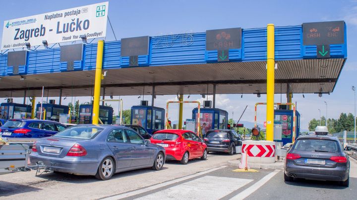 Chorvatsko hlásí hustý provoz ve směru na jih, problémy jsou hlavně na dálnici A1