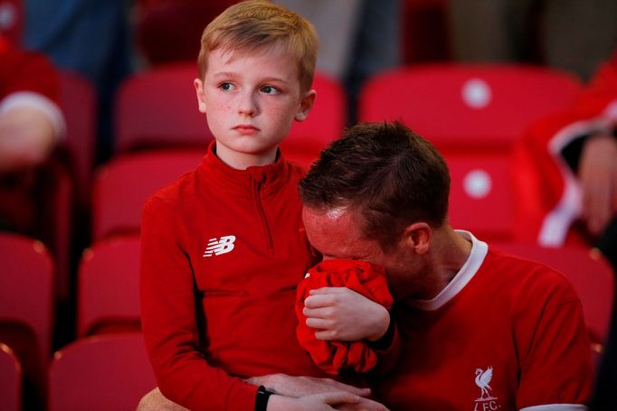 fotbal, Liga mistrů 2017/2018, Real Madrid - Liverpool, smutek fanoušků Liverpoolu