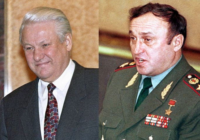 Vlevo: Ruský prezident Boris Jelcin během oficiální události v roce 1994. Vpravo: Ruský ministr obrany Pavel Gračev při projevu ve Státní dumě, 1994. Koláž