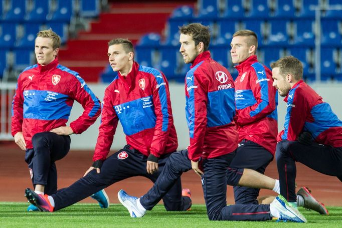 Trénink české fotbalové reprezentace v Ostravě před zápasem proti Ázerbájdžánu. Bořek Dočkal, David Pavelka, Tomáš Hořava, Pavel Kadeřábek, Filip Novák