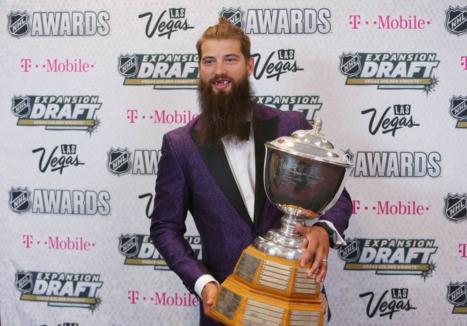 Brent Burns s James Norris Memorial Trophy