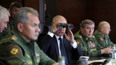 Putin a ruští generálové na cvičení Zapad 2017