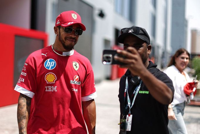 Pilot F1 Lewis Hamilton během Velké ceny Saúdské Arábie F1 2025