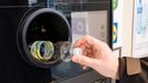 Kaufland a Lidl spustily pilotní projekt pro vracení PET lahví a plechovek