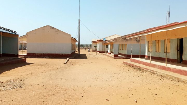 Ozbrojenci zaútočili na školu v Nigérii. Pohřešují se stovky dětí