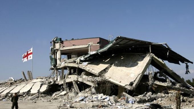 Gruzínská vojenská základna v Gori, zničená ruským bombardováním.
