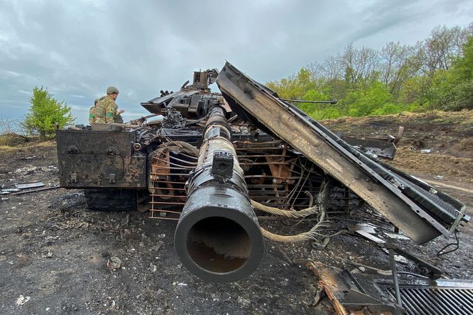 Zničený ruský tank T-90M Proryv u Charkova.