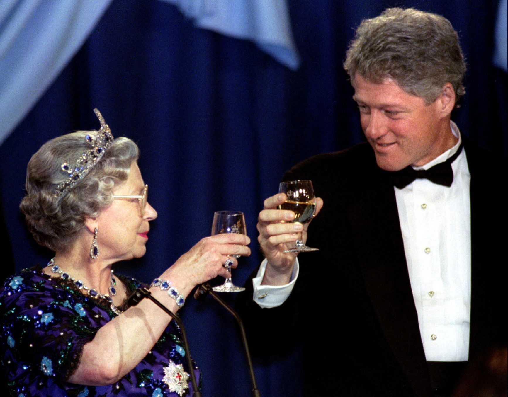 Alžběta II. a Bill Clinton v roce 1994.