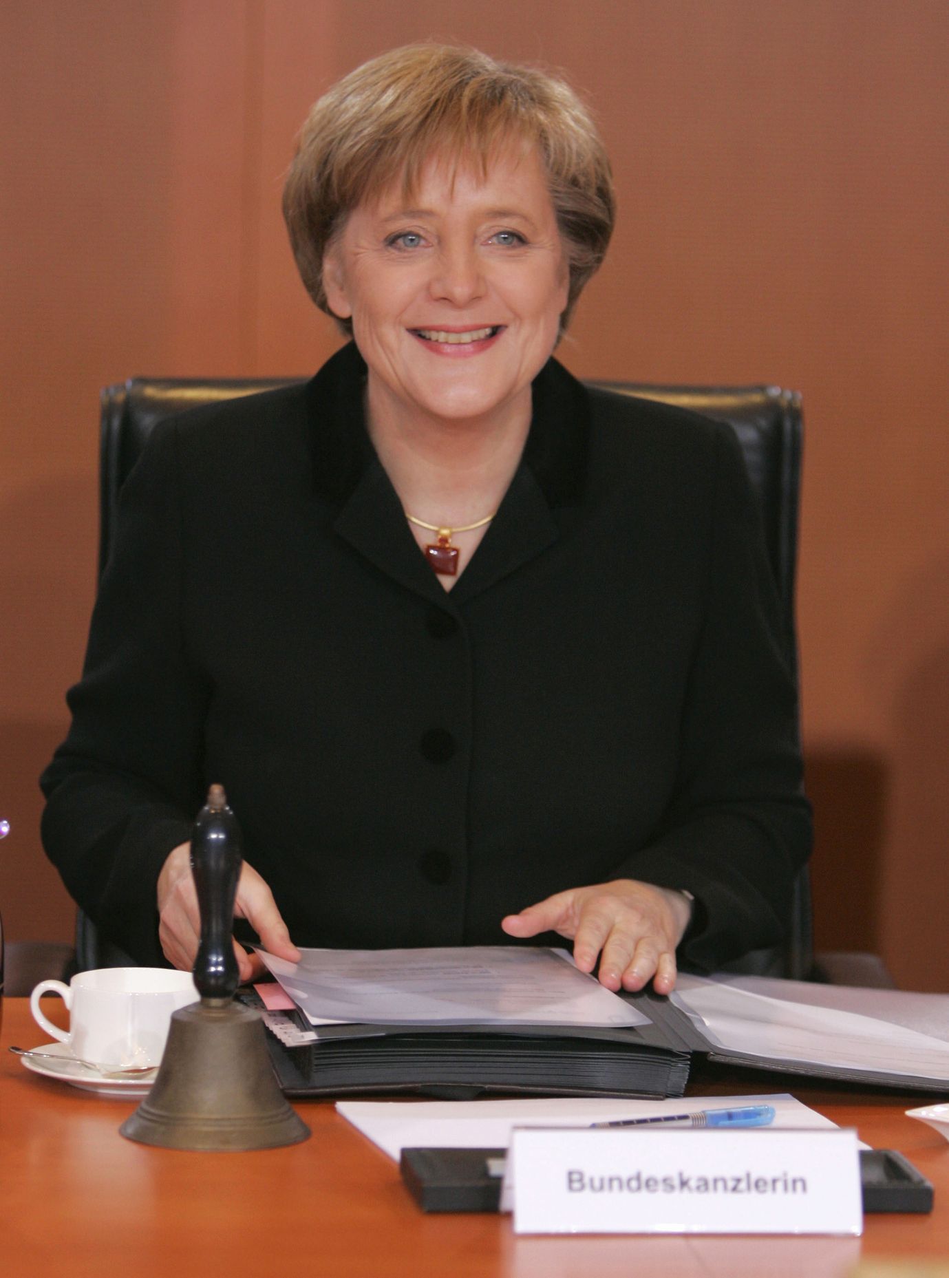 Merkelová při prvním zasedání její třetí vlády.