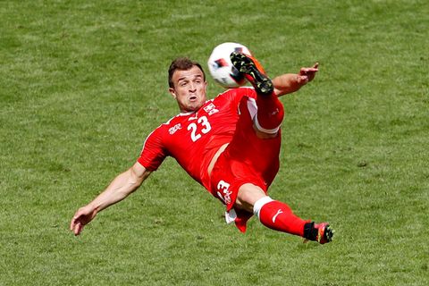 Euro 2016, Polsko-Švýcarsko: Xherdan Shaqiri dává gól na 1:1