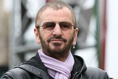 Ringo Starr zahrál v Praze s pomocí hvězdných přátel