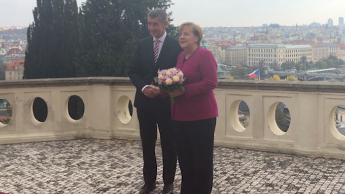 Andrej Babiš přivítal kancléřku Merkelovou v Kramářově vile