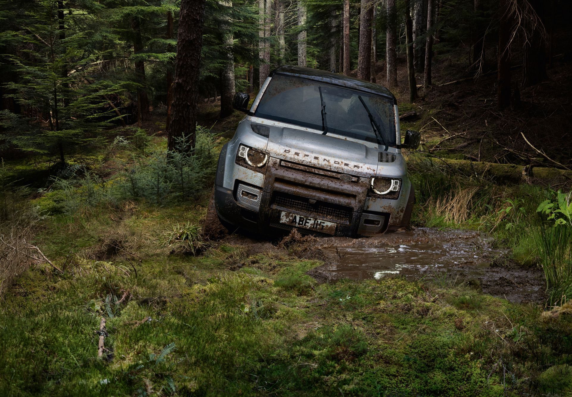 Land Rover Defender 2019
