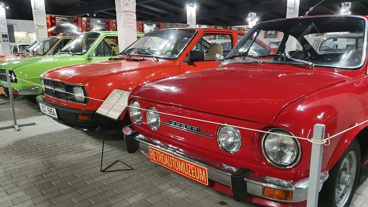 Auta, která křižovala socialistické silnice. Žigulíky, škodovky i perly z Tuzexu; Zdroj foto: Jan Matoušek