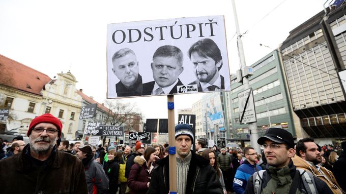 Obří demonstrace v Bratislavě, která se konala v pátek.