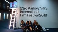 Čtvrtým dnem pokračuje v Karlových Varech 53. ročník Mezinárodního filmového festivalu.